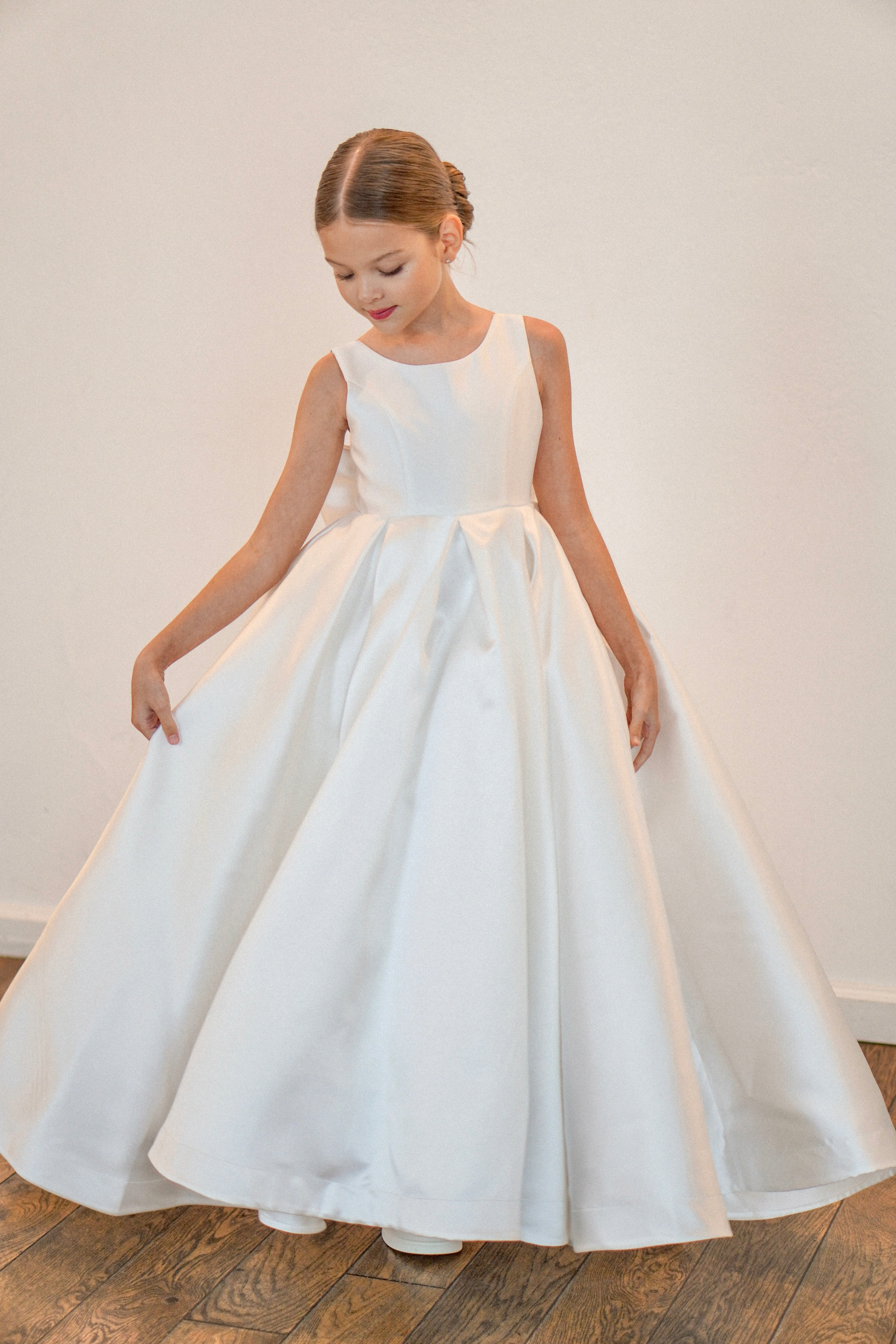 Vestido Sophia Mikado para Daminha de Honra — Exclusivo