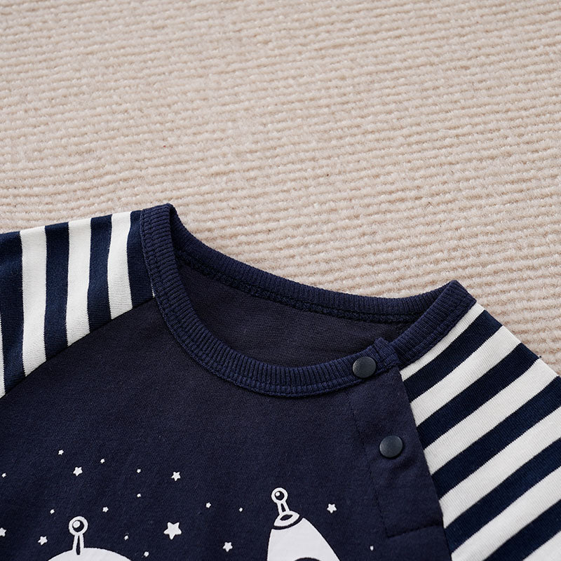 Macacão Bebê Jardineira Astronauta — Body Listrado + Jardineira Azul