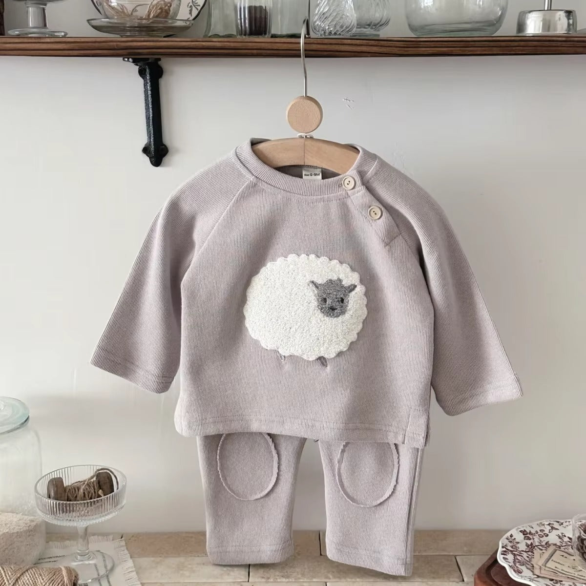 Conjunto Bebê Tricô Ovelha em Relevo — Cinza Claro