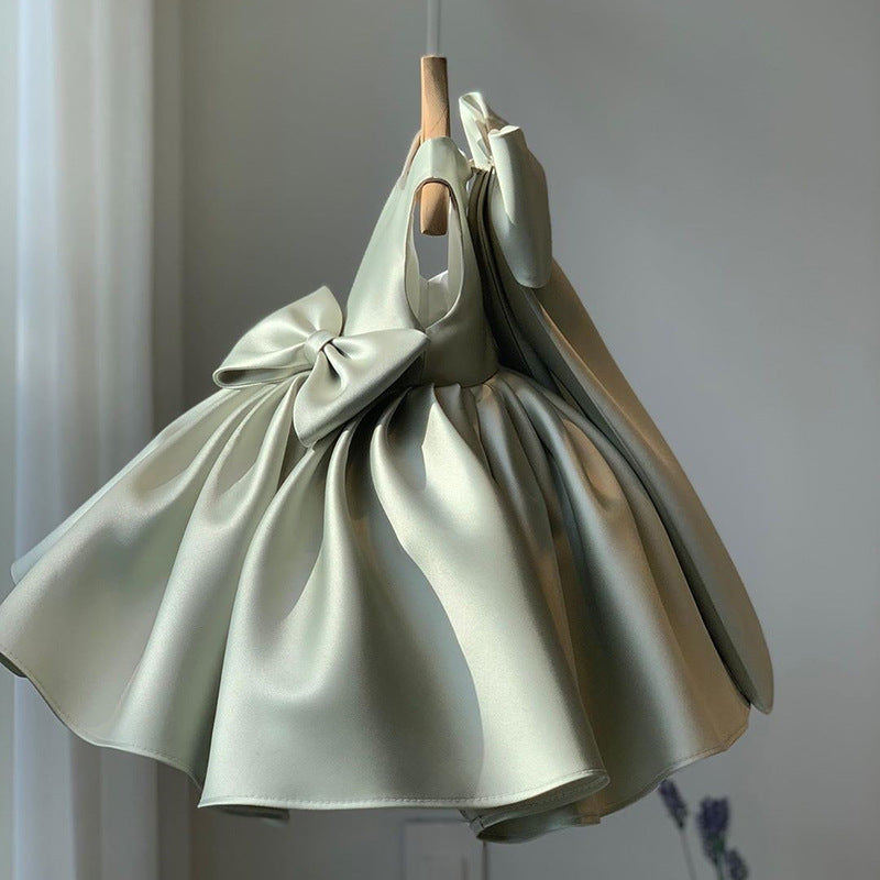 Vestido Infantil Elegante de Princesa com Laços