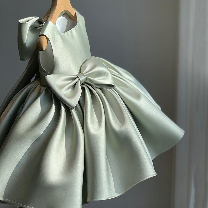 Vestido Infantil Elegante de Princesa com Laços