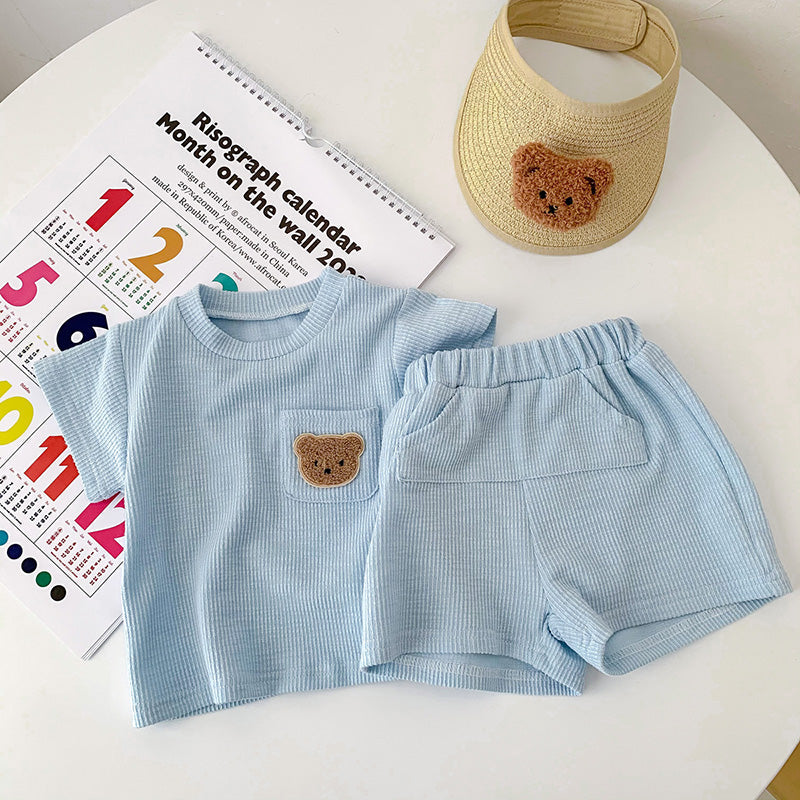 Conjunto Bebê Waffle Ursinho no Bolso — Camiseta + Shorts