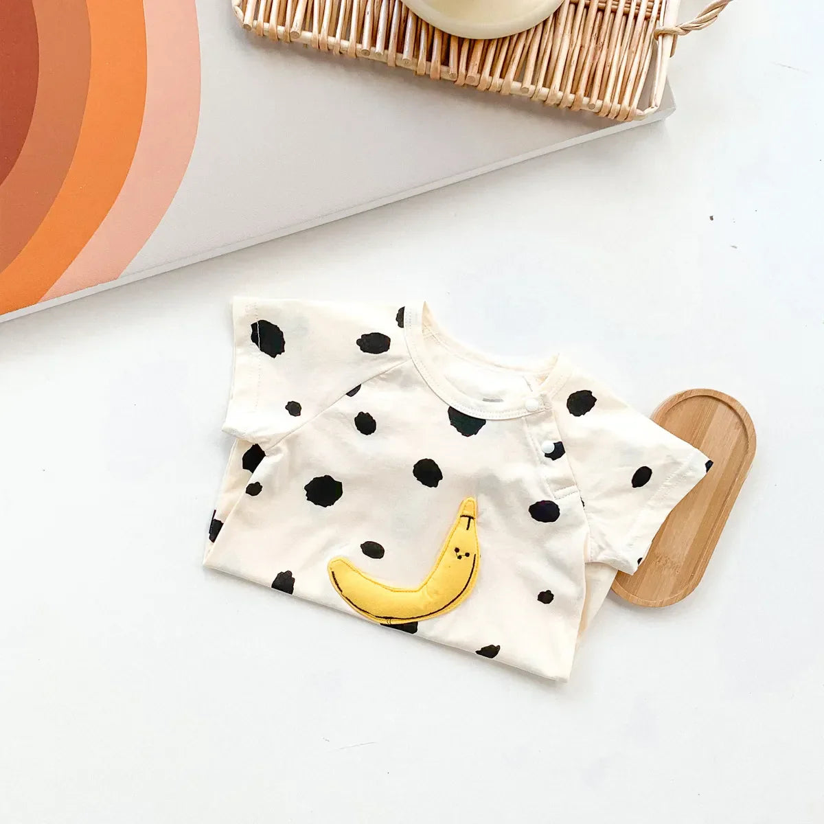 Macacão Curto Banana Poá — Off-White