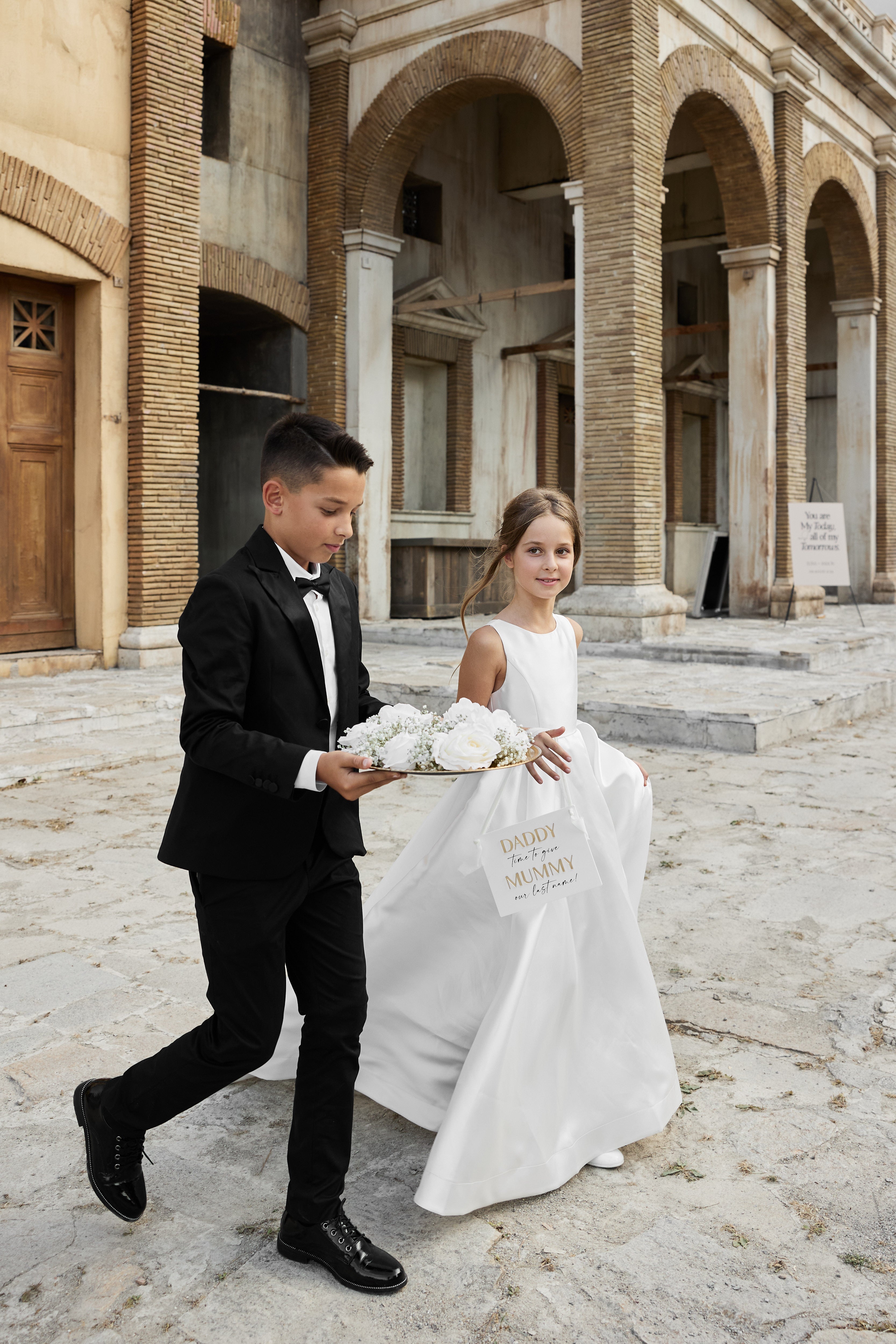 Vestido Sophia Mikado para Daminha de Honra — Exclusivo