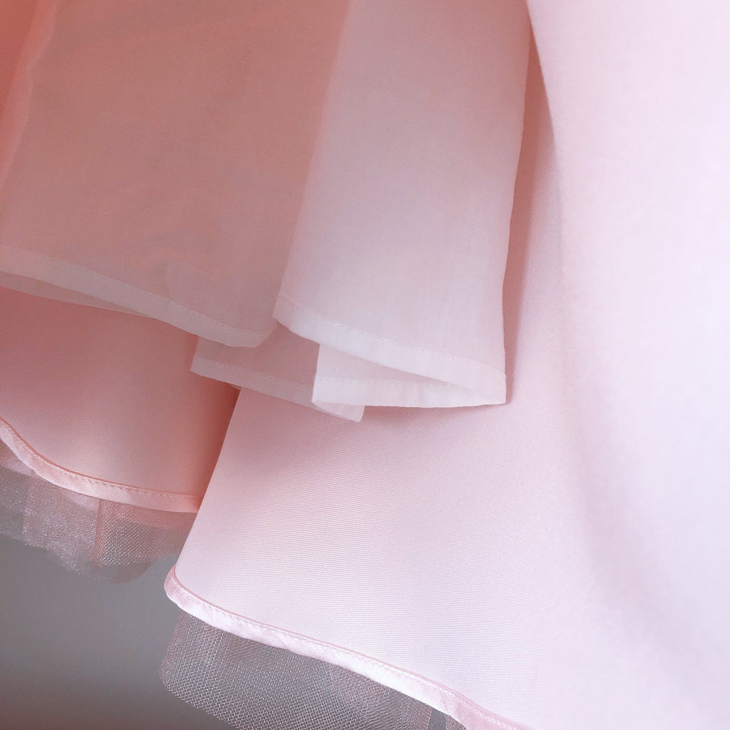 Vestido Infantil de Festa com Laço Grande e Detalhes em Pérolas