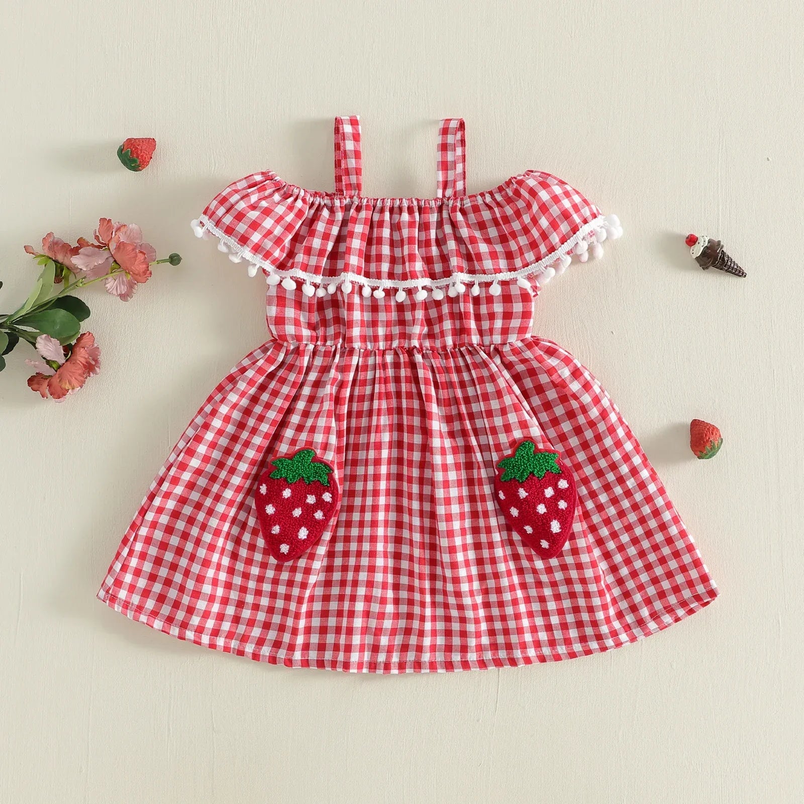 Vestido Infantil Xadrez Moranguinho — Vermelho com Estampa de Morangos