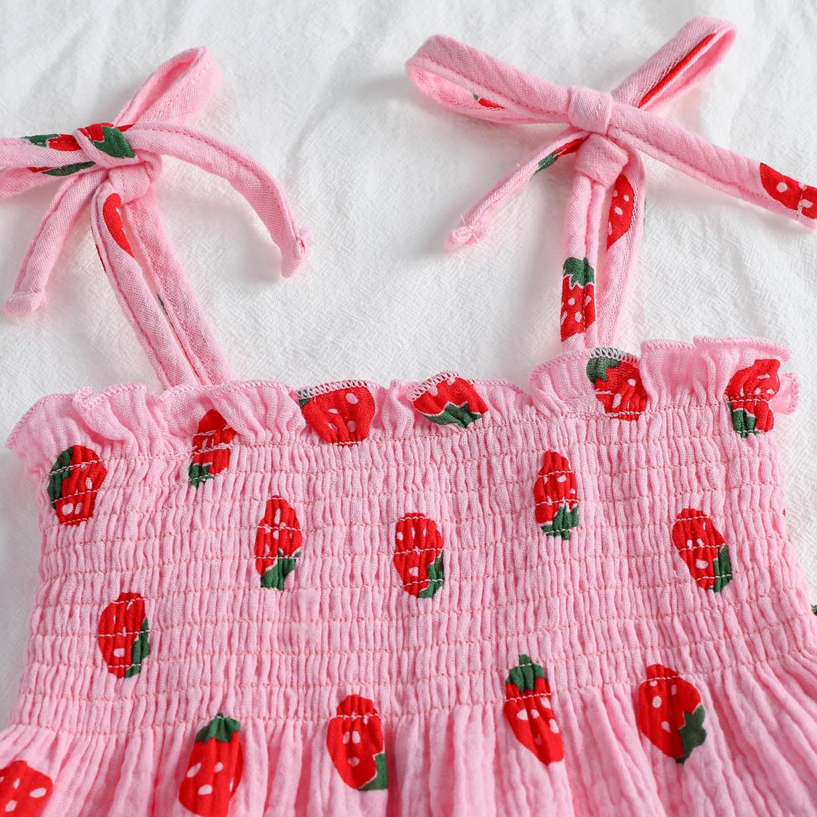 Conjunto Infantil Moranguinho Rosa — Blusa + Calça com Detalhes Franzidos