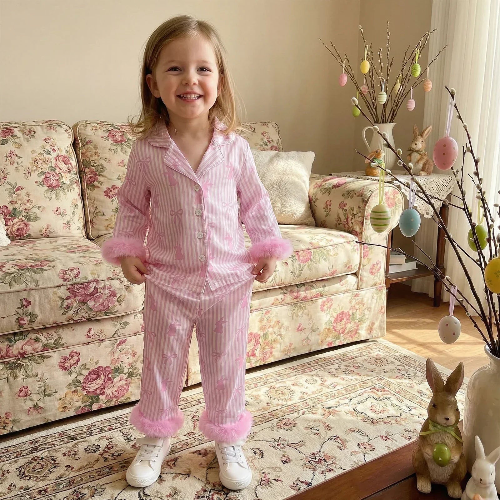 Conjunto de Pijama Coelhinho Rosa — Blusa + Calça com Pele Sintética