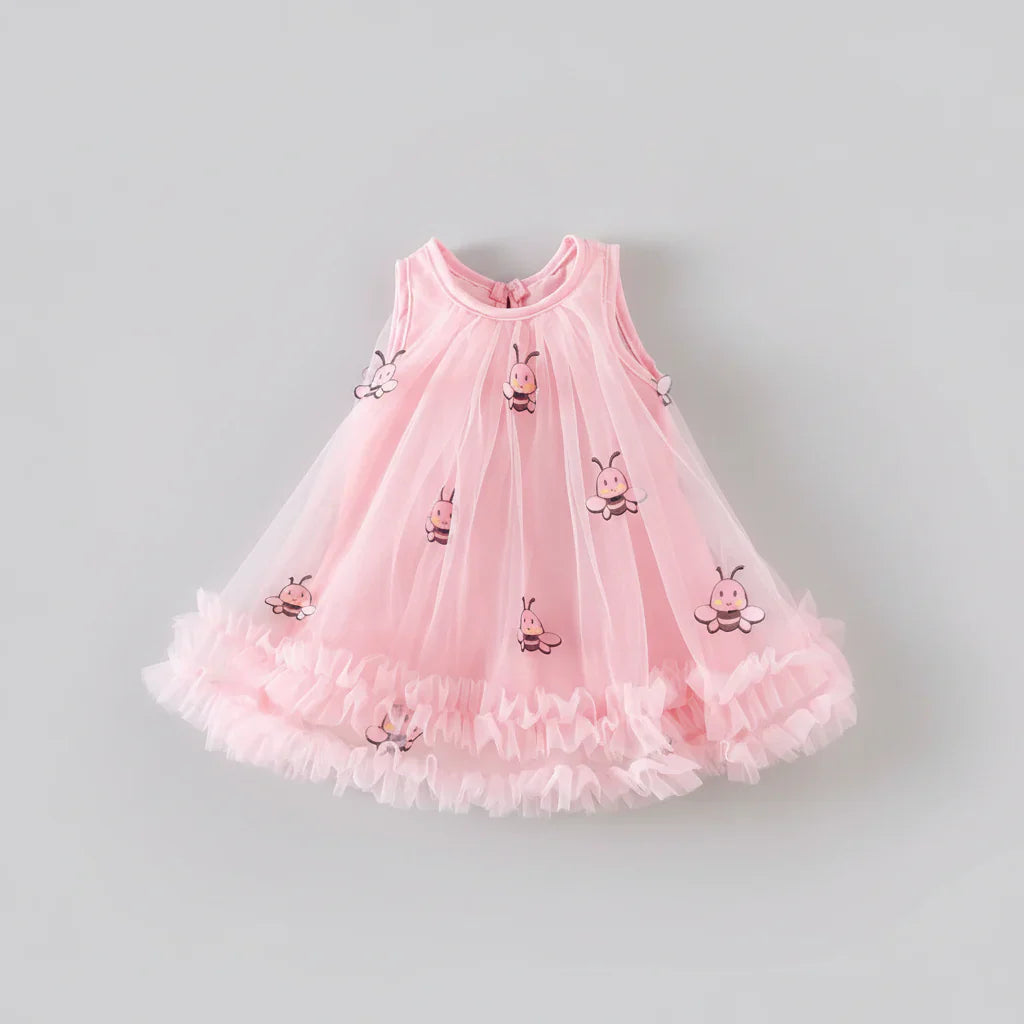 Vestido Infantil Azul Waffle — Babados + Bordado de Insetos Fofos