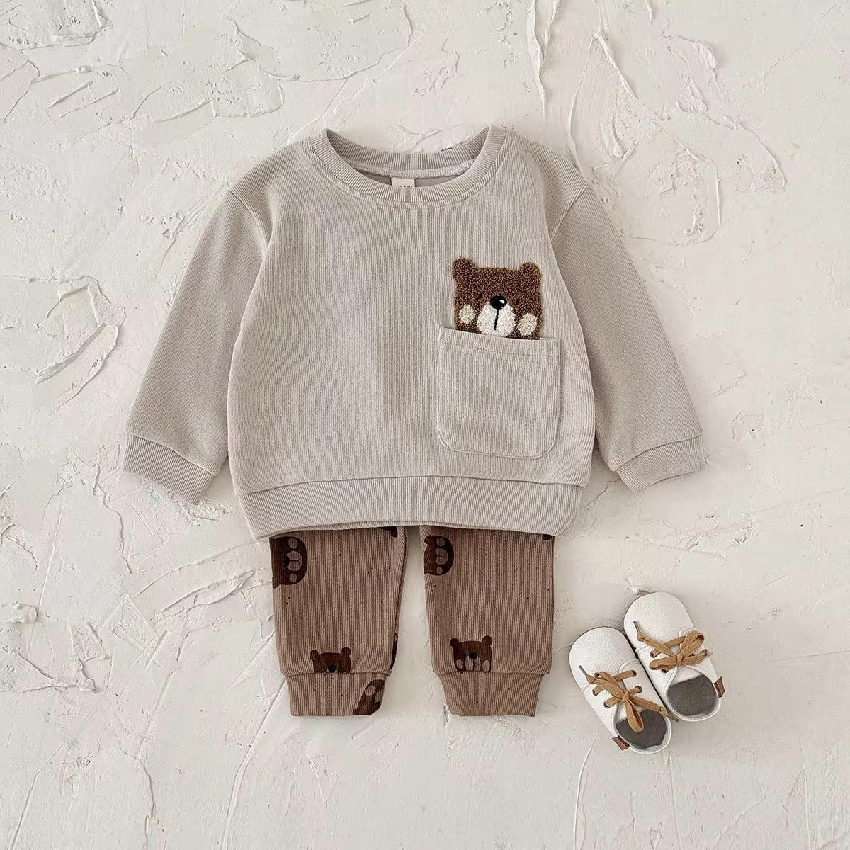 Conjunto Bebê Malha Ursinho no Bolso — Bege